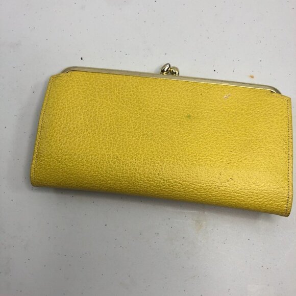 VINTAGE 60's  Kiss Lock Yellow Leather Wallet - Picture 2 of 6
